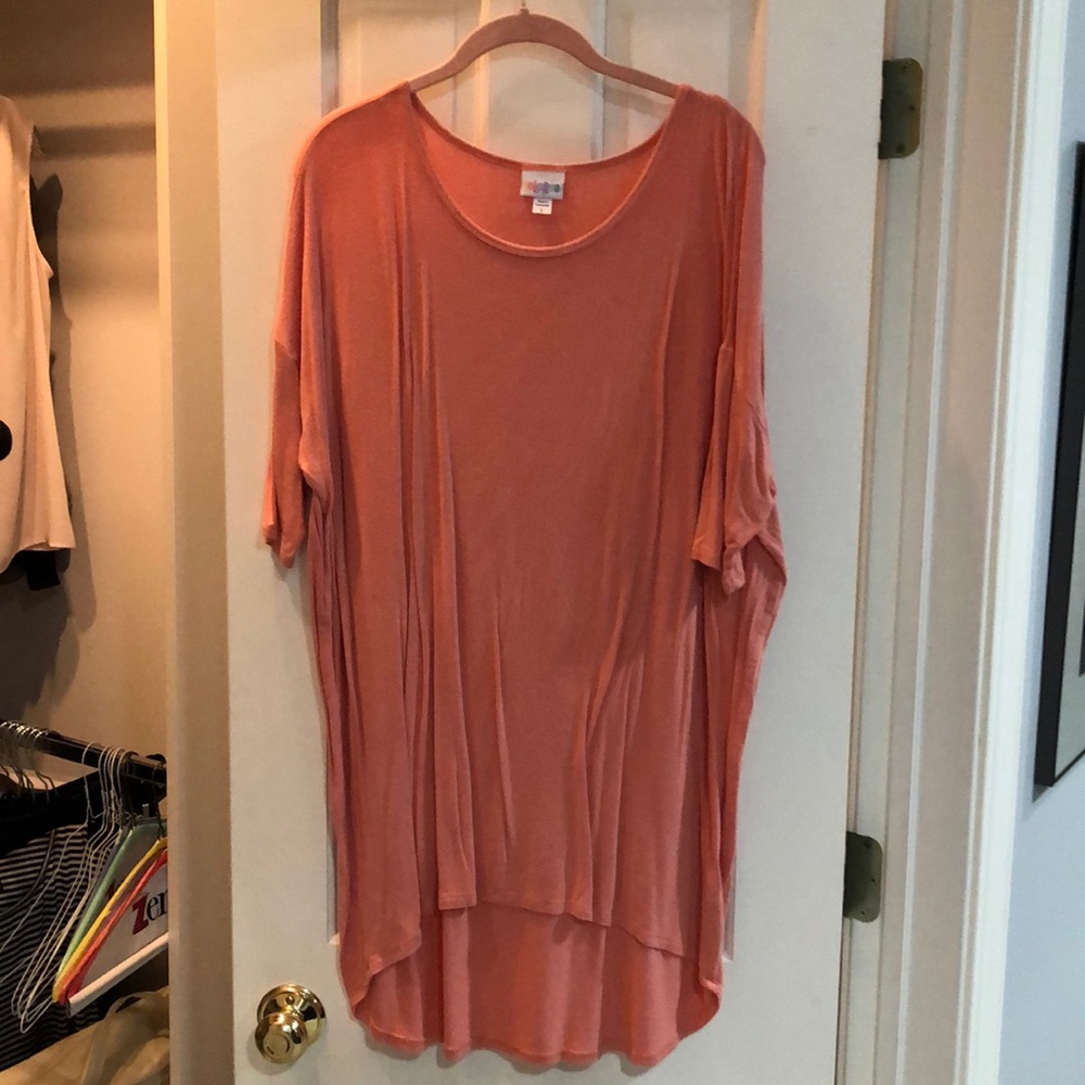 Lularoe IRMA in Large.